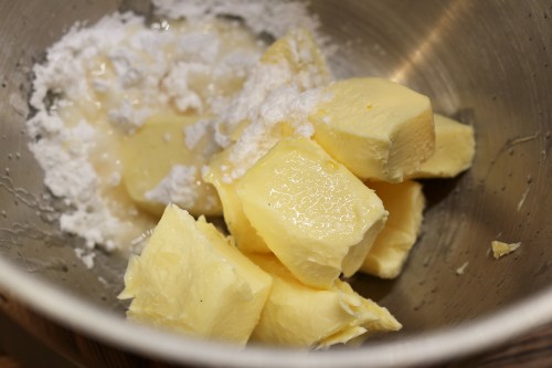 Vyšlehání másla na krém