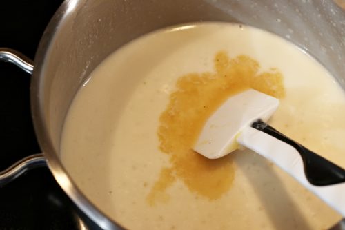 Přidání vanilky a oslazení